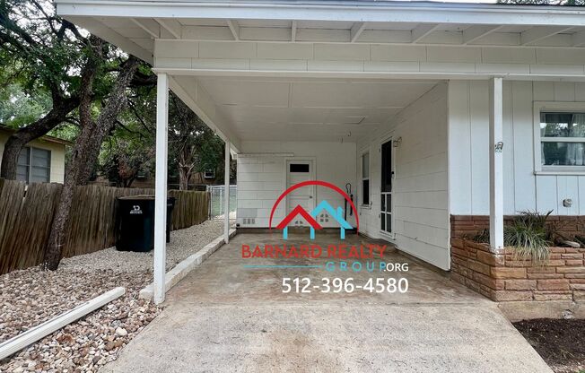 Application Pending: 2 bed/1 bath with Fenced Yard and Carport Near Campus!