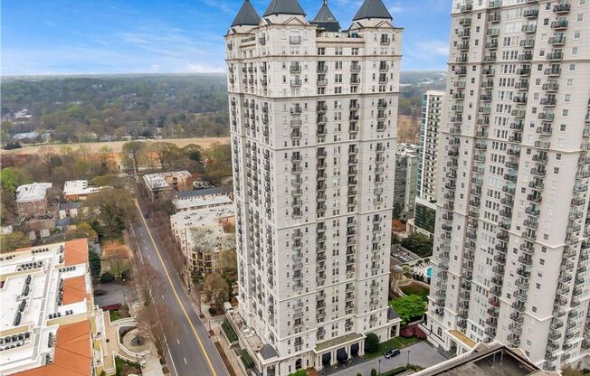 1 bed, 1 bath, $1,695, Unit 199 14th St NE Unit 201