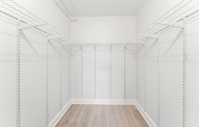 1 bed, 1 bath, 1,125 sqft, $3,000, Unit 205