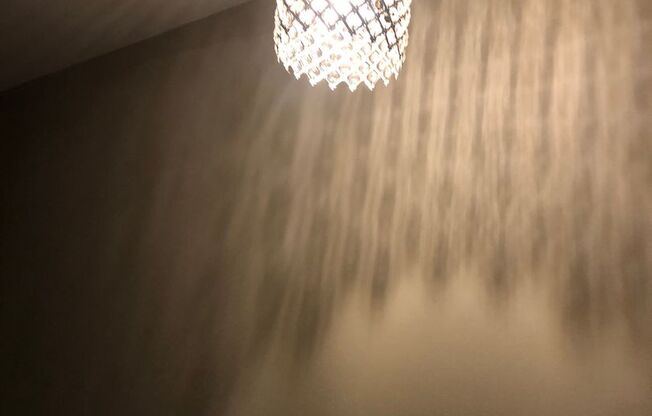 Beautiful 2 full bathroom (2)1/2 bathroom 2 bedroom townhouse in Baltimore City