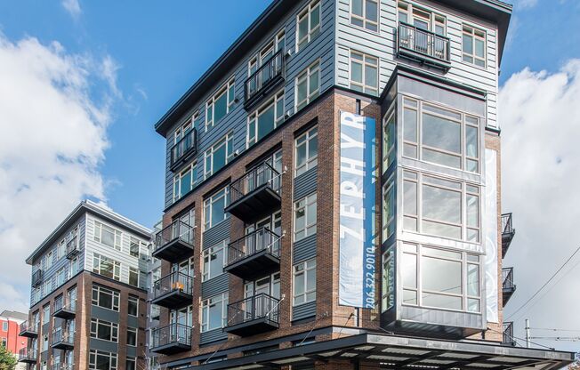 Zephyr Apartments: Elevated Living in the Heart of Capitol Hill
