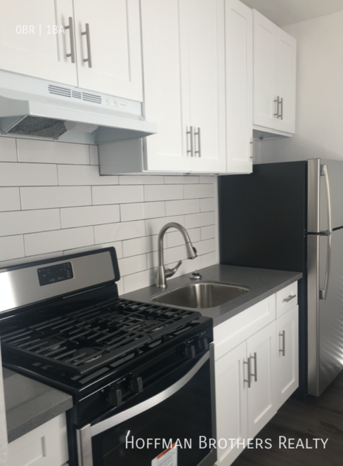 1017 S. Kingsley Dr.