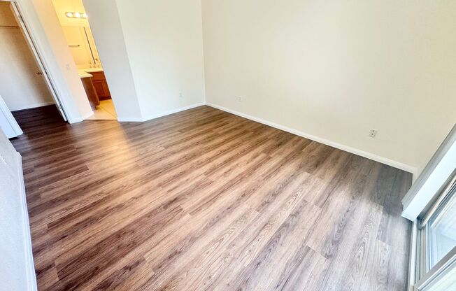 3 beds, 2 baths, $1,565, Unit Bldg K5