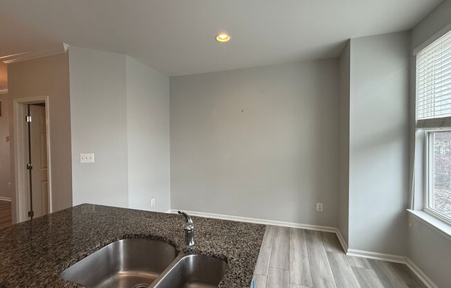 River Oaks Townhouse