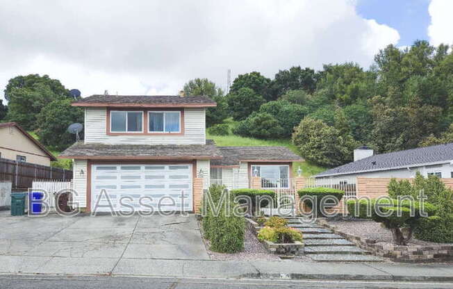 322 FALCON WAY