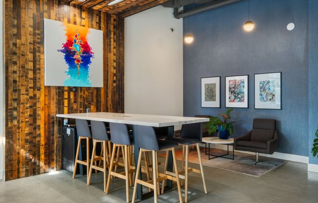 Studio, 1 bath, 453 sqft, $1,975, Unit 603