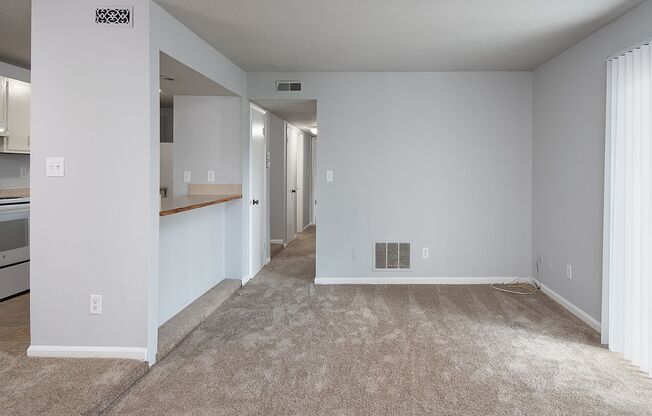 2 beds, 1.5 baths, 903 sqft, $1,300