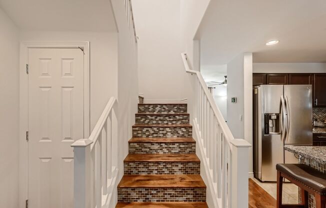BEAUTIFUL 3 BEDROOM, 2.5 BATH IN HENDERSON!
