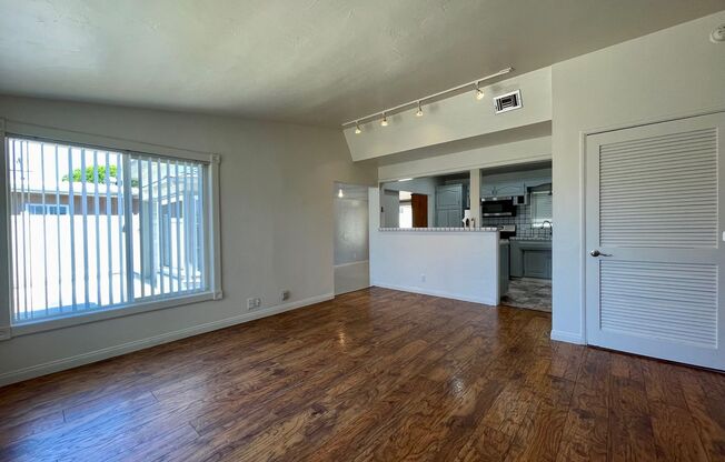 Gorgeous 3 Bedroom 2 Bathroom Home In Lemon Grove!