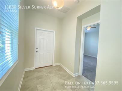 11030 Silver Surfer Alley