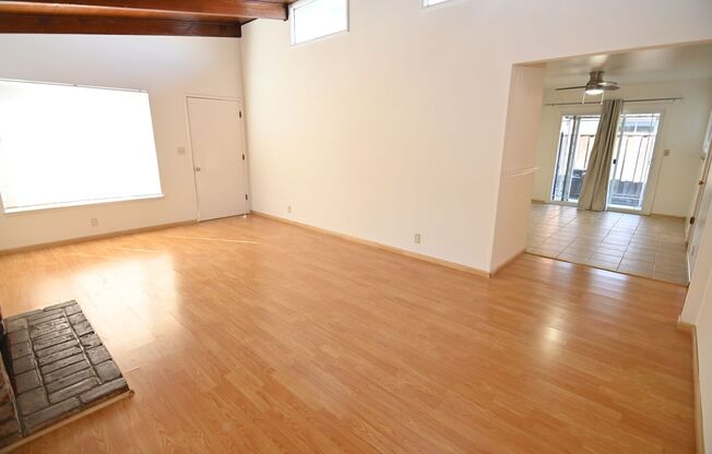 Central Santa Clara Location, 3/2 with AC