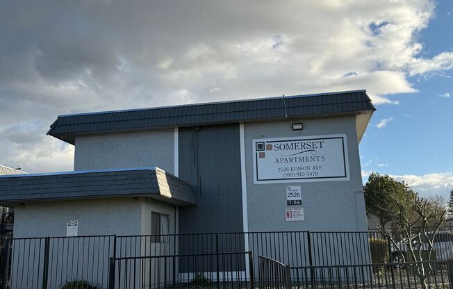 Welcome to SkyView Villa & Somerset Apartments!