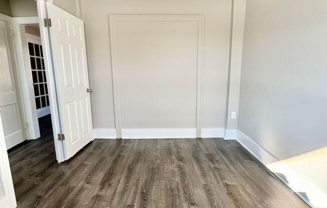 1 bed, 1 bath, 500 sqft, $950, Unit B-32