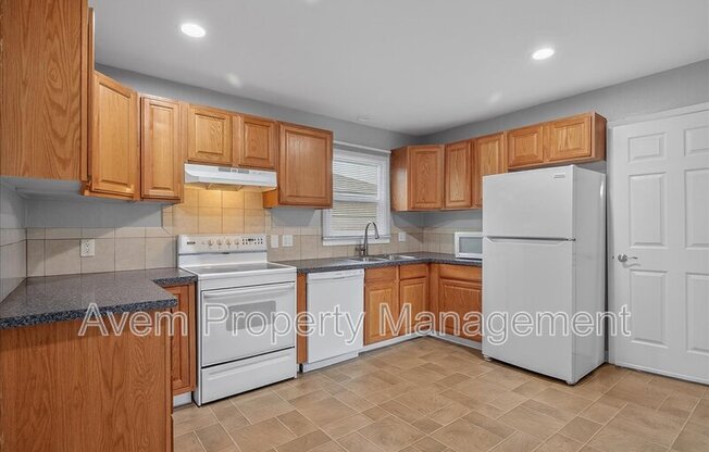 7405 NE JONESMORE ST