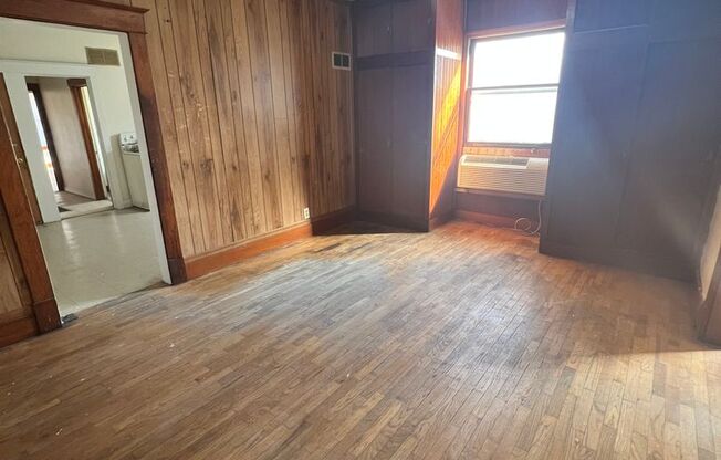 Duplex for rent in downtown Topeka!