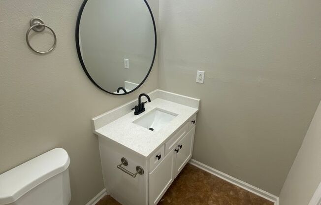 2 beds, 1 bath, 1,000 sqft, $1,265, Unit 101