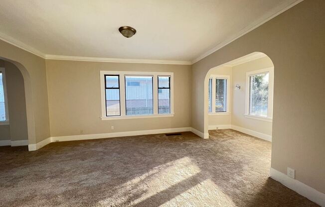 3634 34th. Ave West