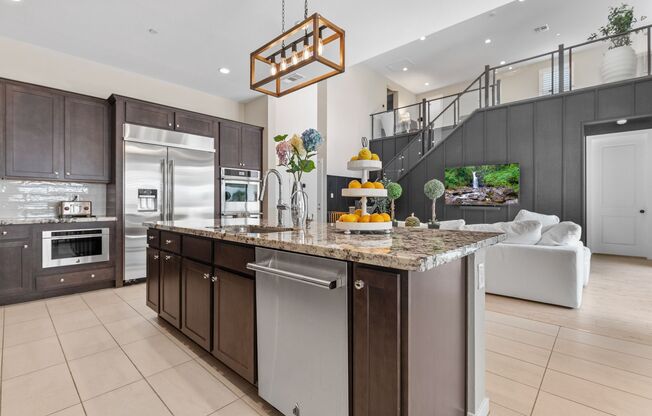 Luxury Summerlin home in gated community with pool/spa