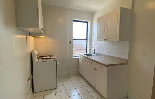 525 - Golden Crest 525 60th Street, LLC