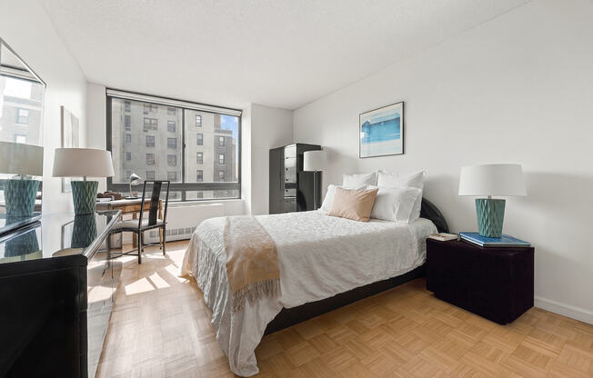 1 bed, 1 bath, 742 sqft, $5,995, Unit 10Z