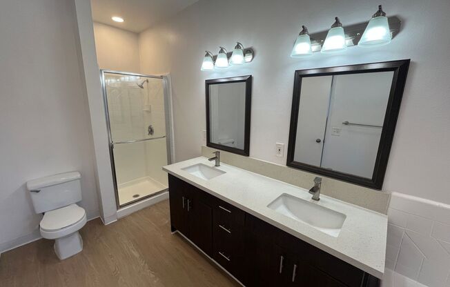 3 beds, 2 baths, 1,250 sqft, $3,198, Unit 102