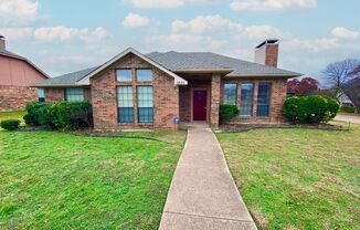 Lovely 3-Bedroom Home For Rent In Plano