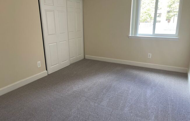 2 beds, 2 baths, 1,000 sqft, $1,899, Unit 14210 #204