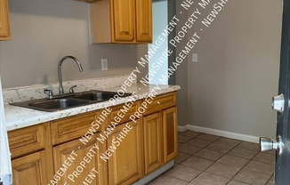 1103 HAMPTON AVE EXT