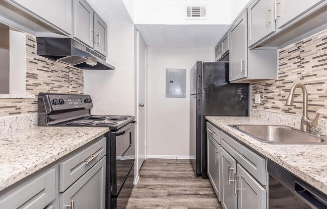 1 bed, 1 bath, 682 sqft, $954