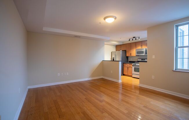 Lovely 1 BR/1 BA Condo in Columbia Heights!