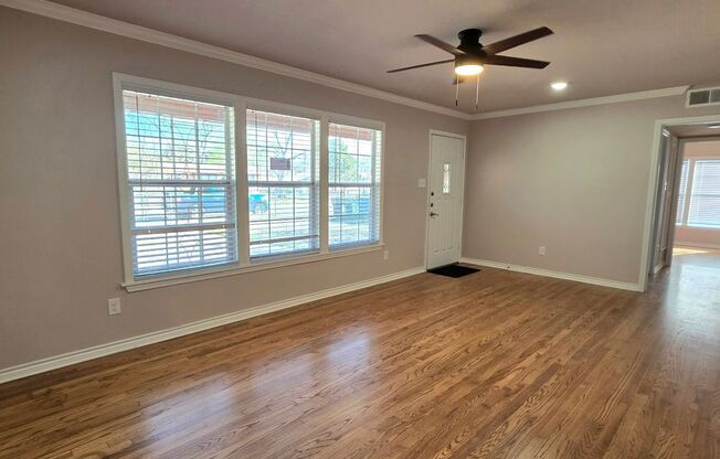 Charming remodeled 3-bedroom home for lease!