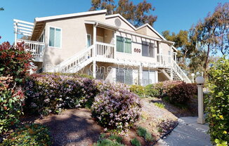 669 DIAMOND WAY