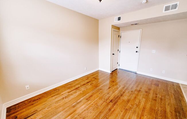 1 bed, 1 bath, 650 sqft, $1,050, Unit 601 - Unit 203 A700