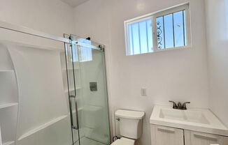 446 W 88 ST