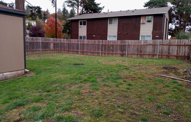 2 beds, 1 bath, 768 sqft, $1,550, Unit 9TH1255