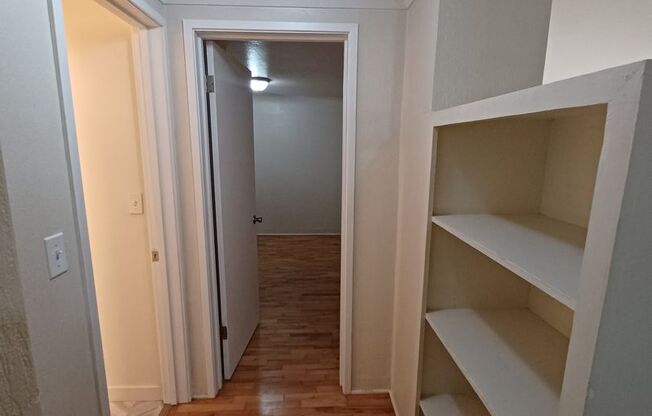 1 bed, 1 bath, $1,075, Unit 1818