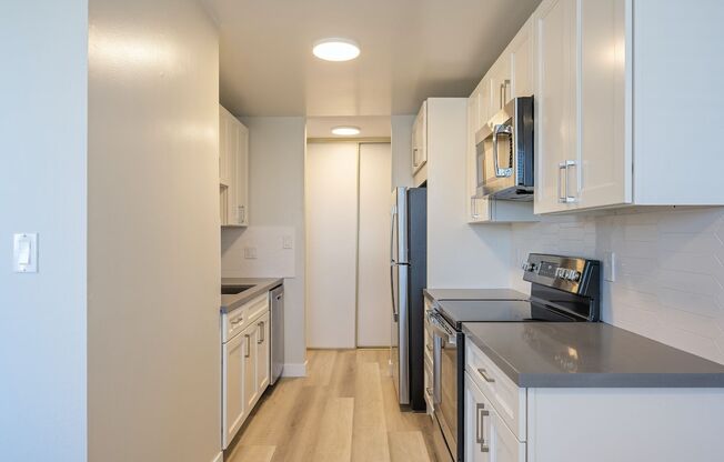 601 Oakland Ave Apartments