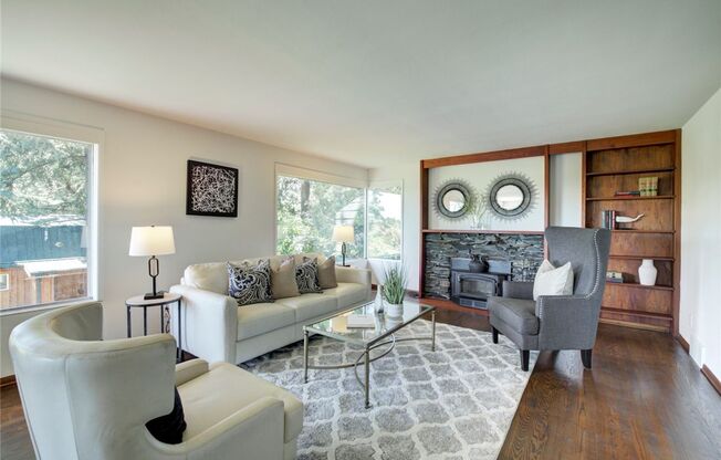 4Bd/1.75Ba Seattle Home