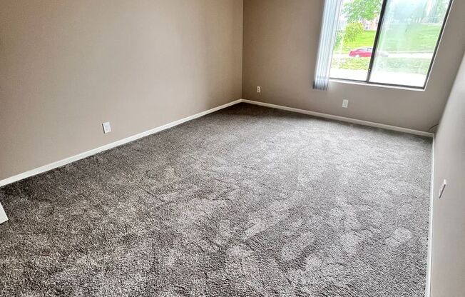 2 beds, 1 bath, 900 sqft, $949, Unit 232