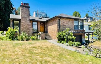 Beautiful Craftsman House in Quiet Queen Anne Neighborhood!