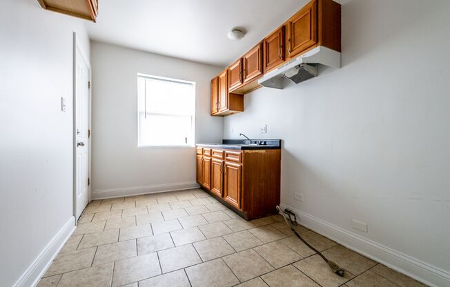 6104 S Campbell