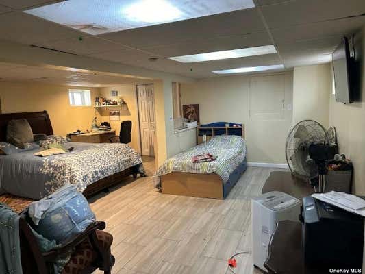 3 beds, 1 bath, $4,000