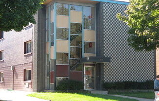 1456 N. Farwell Avenue