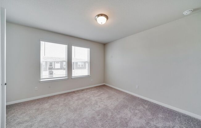 3 beds, 2.5 baths, $2,250, Unit UNIT 1903