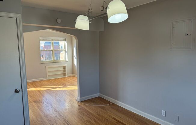 5835-45 Lindenwood Avenue