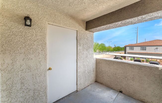 3 beds, 2 baths, $1,795, Unit # 2084