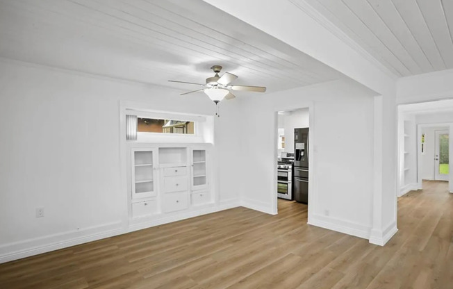 3 Bedroom, 1 Bathroom Home – Ideal for Students & Families near Chapman University