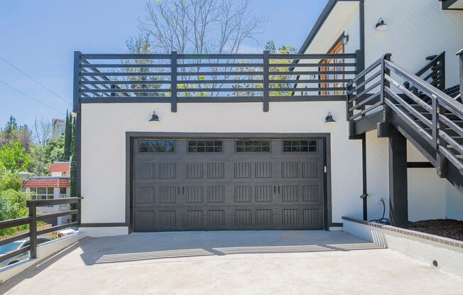 Beautifully Renovated Woodland Hills Home