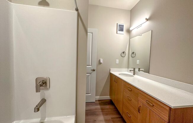 3 beds, 2.5 baths, 1,026 sqft, $2,310, Unit 4616