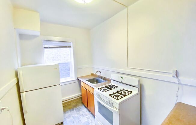 1 bed, 1 bath, 530 sqft, $1,295, Unit 005